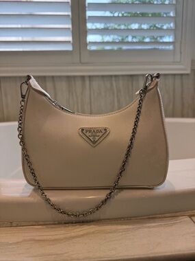 Prada White Saffiano Leather Shoulder Bag with Chain Strap